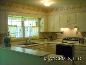 108 N Woodlawn Lane - Photo 3