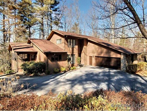 235 ESTATE DRIVE