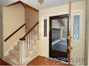235 ESTATE DRIVE - Photo 2