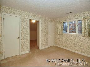 235 ESTATE DRIVE - Photo 12
