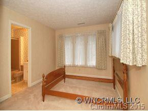 235 ESTATE DRIVE - Photo 13