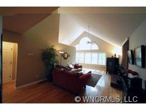 214 Coachmans Court - Photo 2