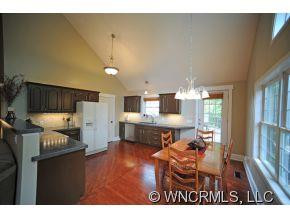 214 Coachmans Court - Photo 5