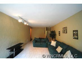 214 Coachmans Court - Photo 7