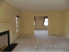 159 Lakeshore Drive - Photo 2