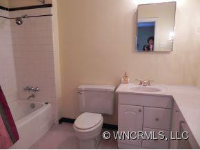 159 Lakeshore Drive - Photo 12