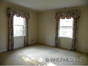 159 Lakeshore Drive - Photo 10