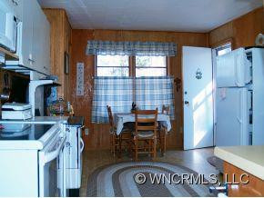 320 Wolf Ridge Road - Photo 9