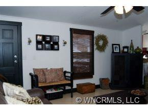623 JACKSON ROAD - Photo 5