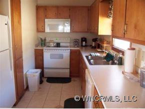 80 Saphire Lane - Photo 2