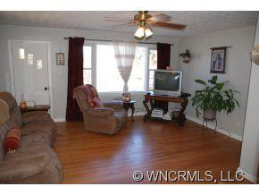 63 Moore Street - Photo 3