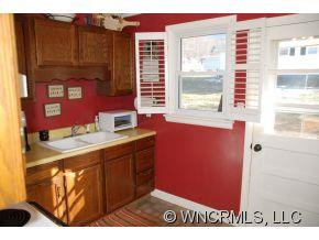 63 Moore Street - Photo 7