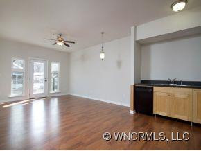 125 CLINGMAN AVENUE UNIT 206 - Photo 4