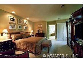 1 Stuyvesant - Photo 3