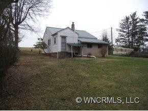 28 Seclusion Circle - Photo 5