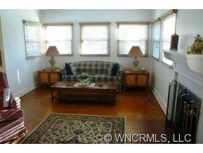 1111 5th Ave West - Photo 2