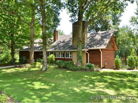 32 HOYT ROAD