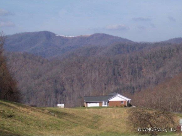 902 Broad Branch