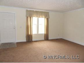 214 Rovingwood Drive - Photo 3