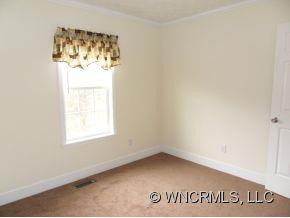 214 Rovingwood Drive - Photo 7