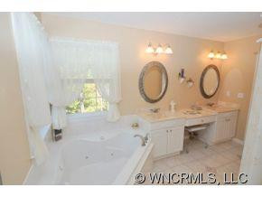 82 Red Maple Drive - Photo 15