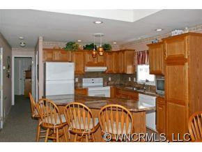 380 Rachael Drive - Photo 3