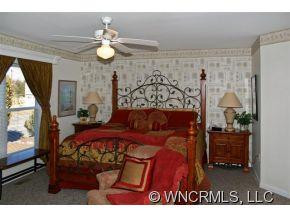 380 Rachael Drive - Photo 5