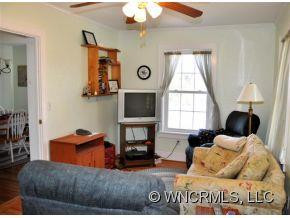 2030 Arlington  Place - Photo 8
