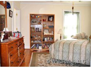 2030 Arlington  Place - Photo 10