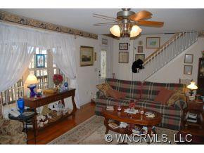 93 Streamside Drive - Photo 5