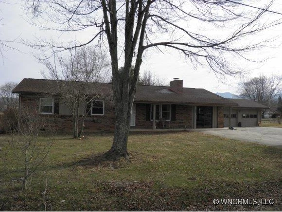 317 Wells Road