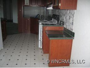 79 Foster Hill - Photo 3