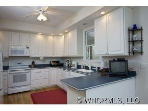 169 Middlemount Road - Photo 6