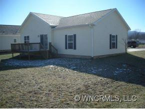 403 Sassafras Drive - Photo 2