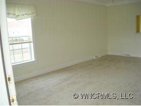 403 Sassafras Drive - Photo 4