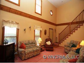 330 WHISPERING HILLS DRIVE - Photo 3