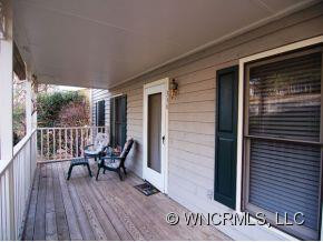 330 WHISPERING HILLS DRIVE - Photo 10