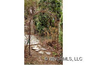 5 KENILWOOD PLACE - Photo 12