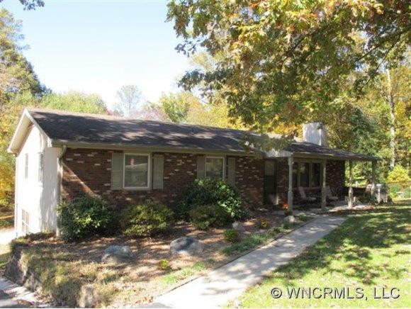 224 Dundeve Circle