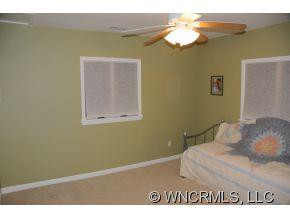 526 Midway Street - Photo 7