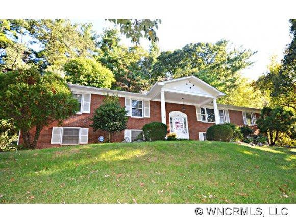 40 Greenleaf Circle