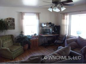 189 Clinton Avenue - Photo 3
