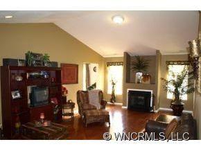 65 Birkshire Way - Photo 4