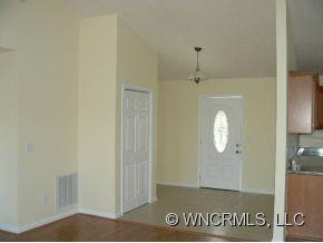 475 Park Knoll Drive - Photo 5