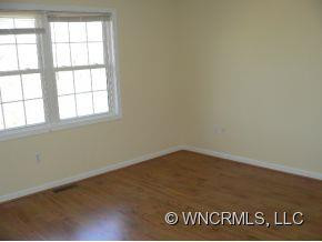 475 Park Knoll Drive - Photo 8