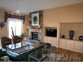 543 Hagen Drive - Photo 4