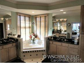 543 Hagen Drive - Photo 10