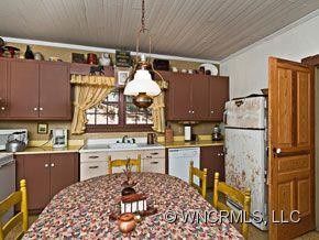 222 Alabama Terrace - Photo 8