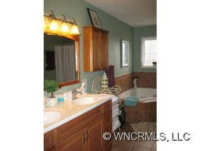 904 Mills Gap Road - Photo 6