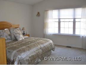 80 E Danbury Ln - Photo 8